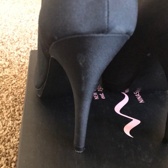 Nina New York Edina Heels - Picture 5 of 8